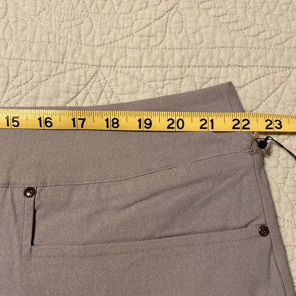Nancy Lopez NWT golf skort in gray - Women’s size 22. - Picture 13 of 14